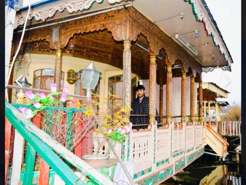 New Minar Group Of Houseboats Srīnagar Exterior foto